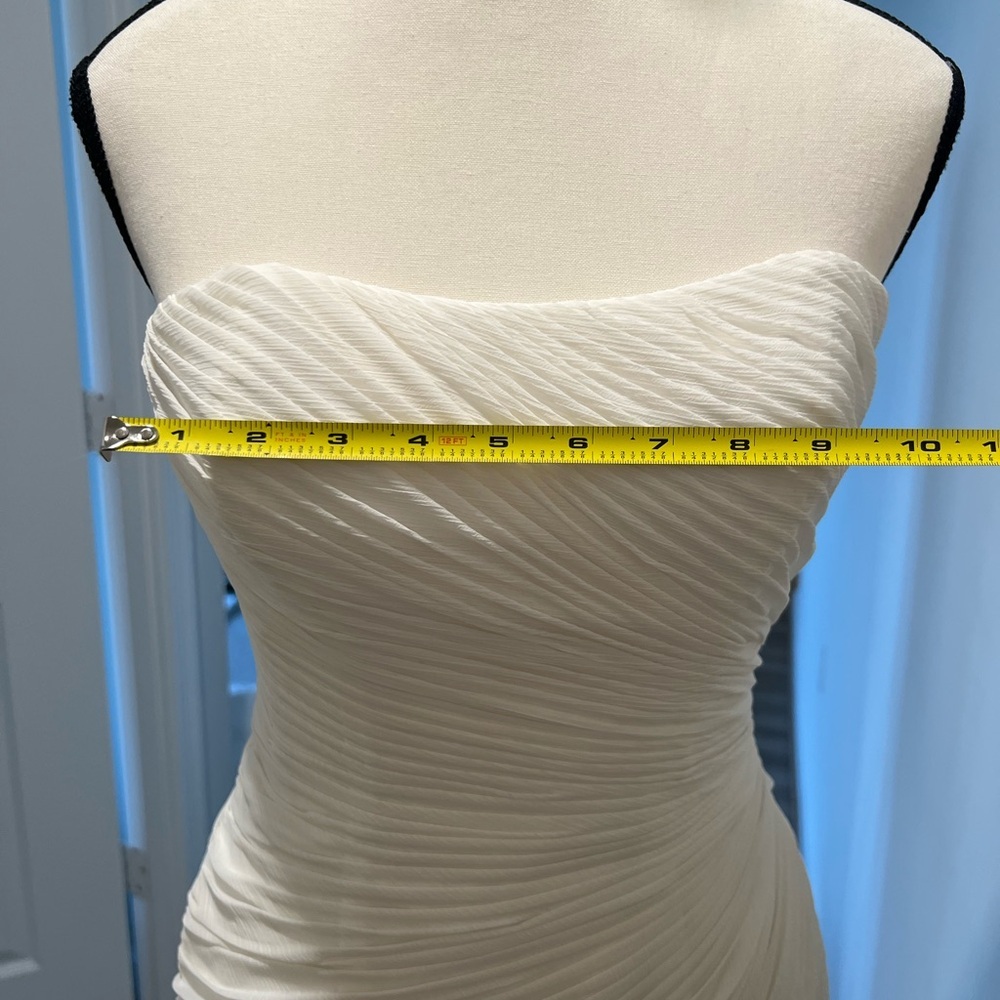 David’s Bridal Wedding Gown – Elegant Strapless White Mermaid Dress Size 2 $980 - Picture 13 of 17